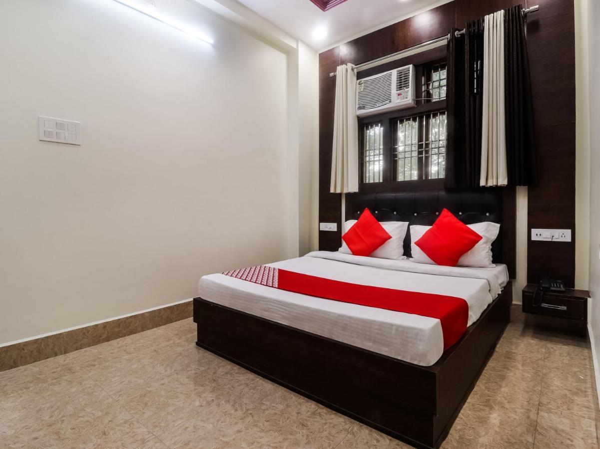 Oyo 74578 Hotel Al-Diyafa Hyderabad Exteriör bild