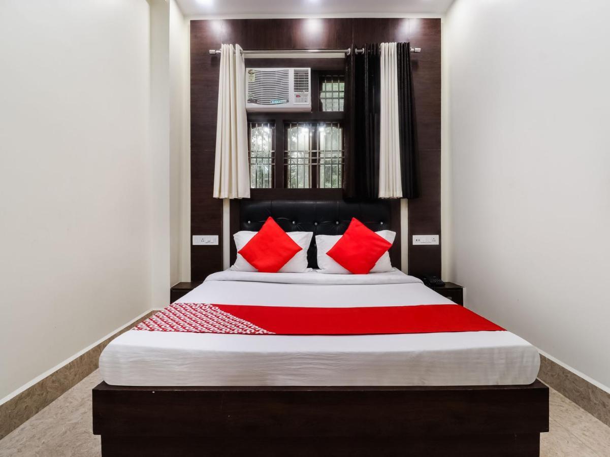 Oyo 74578 Hotel Al-Diyafa Hyderabad Exteriör bild